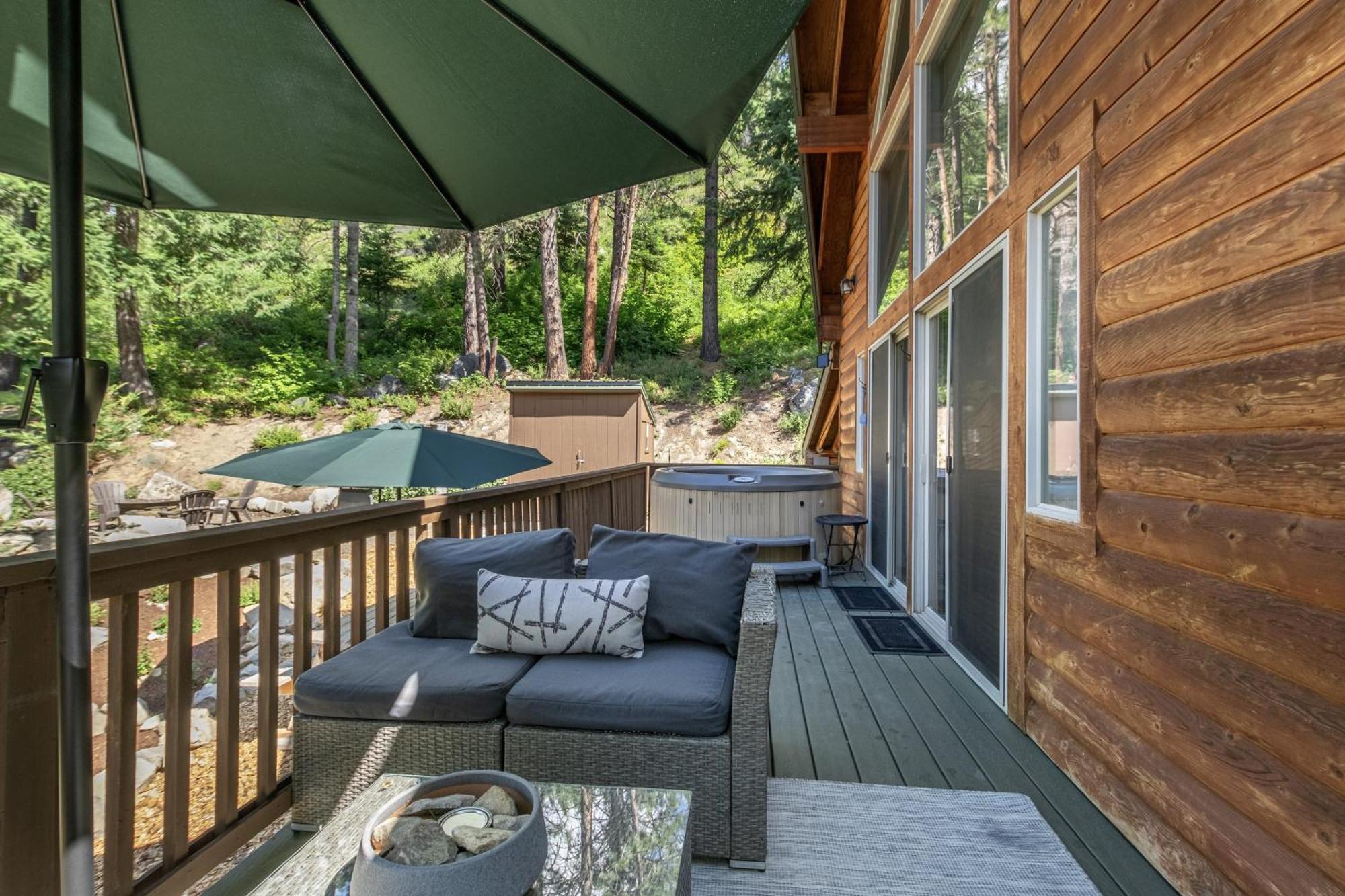 Raven Haven Lodge By Nw Comfy Cabins 莱文沃思 外观 照片